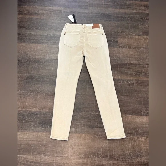 Judy Blue Bone High Waist Garment Dyed Jeans Size 5/27 - Picture 2 of 6